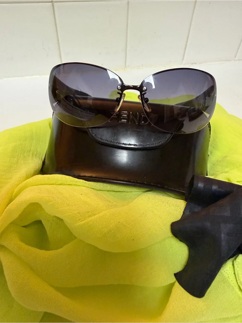 Fendi Black and Brown FF Logo Oversized Sunglasses